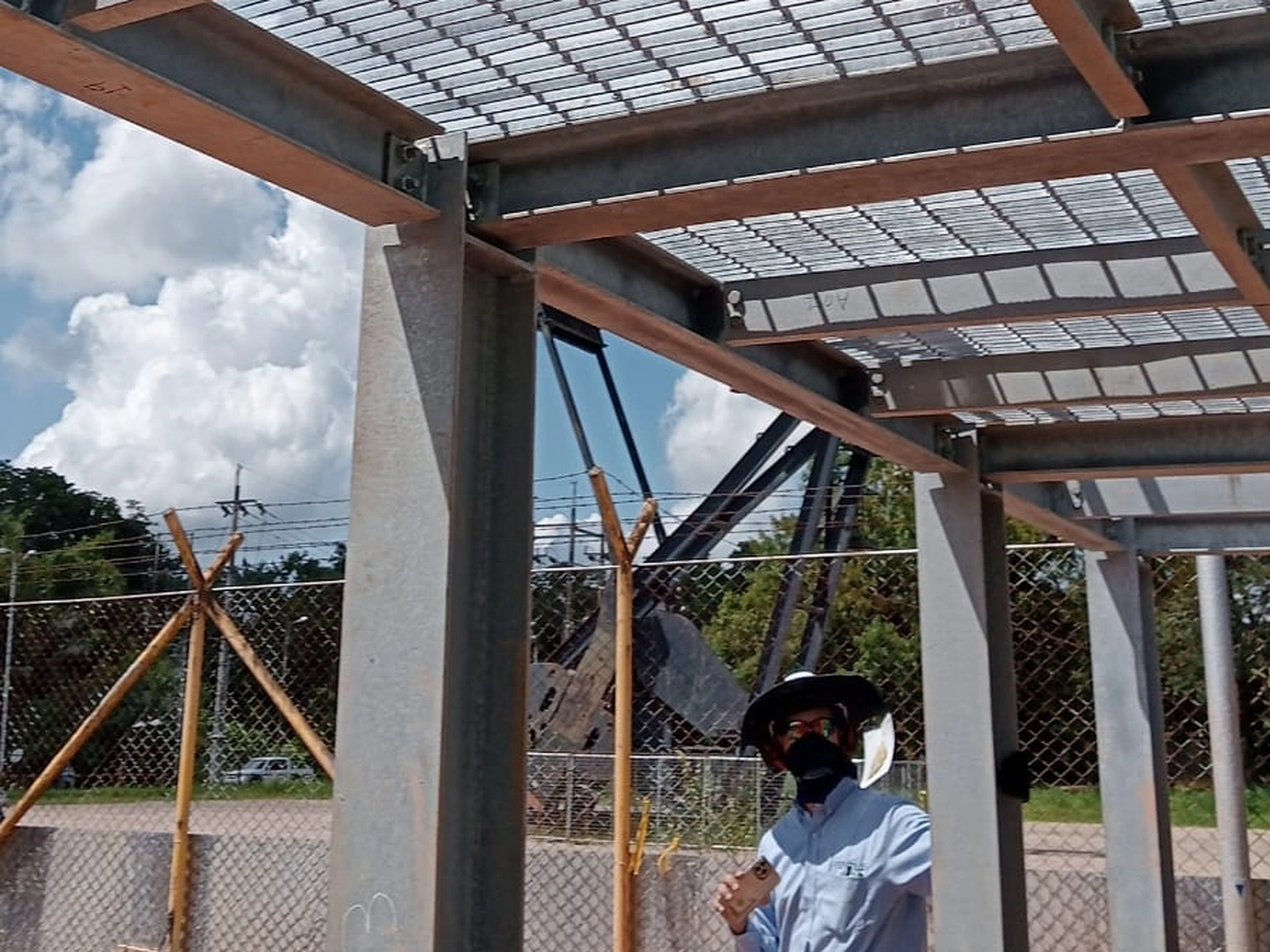 Estructura metálica de GLP Multiservicios (foto 5)